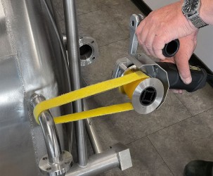 Linearni kolutni brusilnik 1100W lahek in izjemno močan