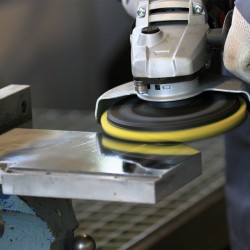 Pasta polirna visokozmogljiva za vse kovine