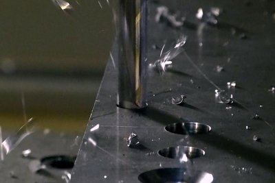 Vrtanje - Povečevanje obstoječih lukenj